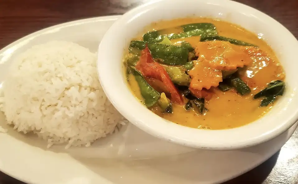 Entrees and Curries