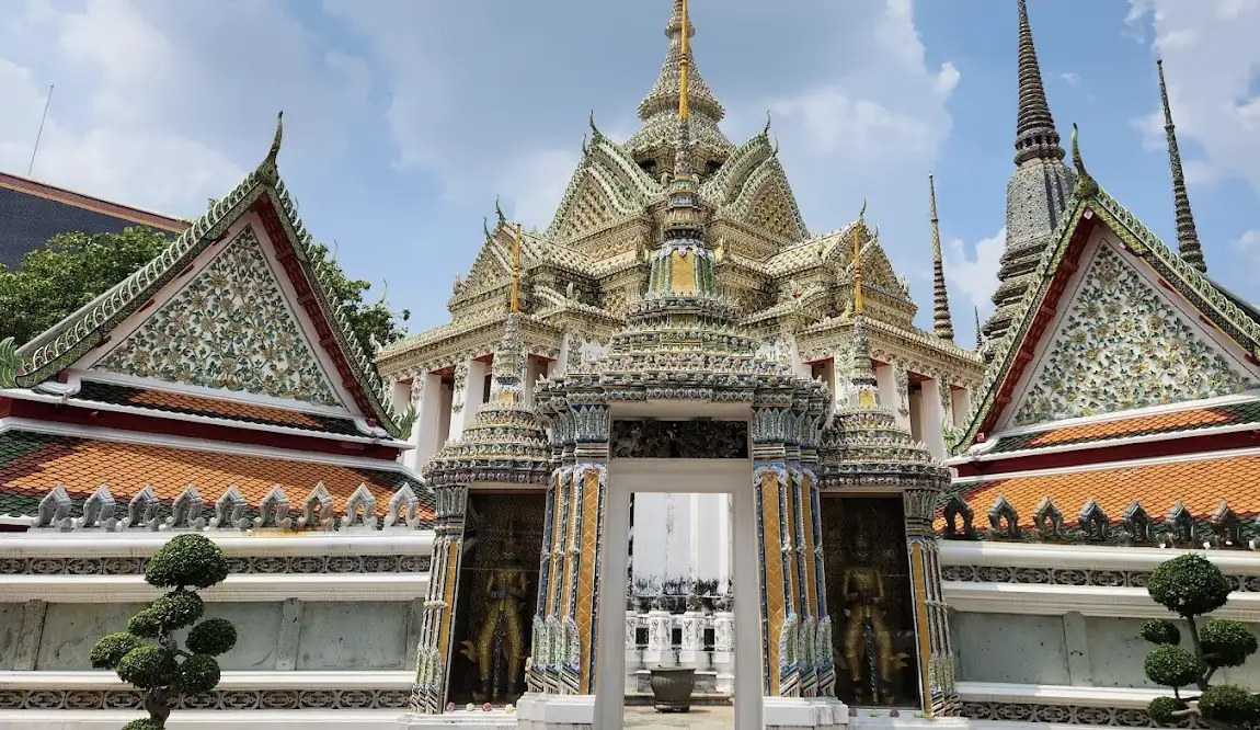 Wat Pho Review