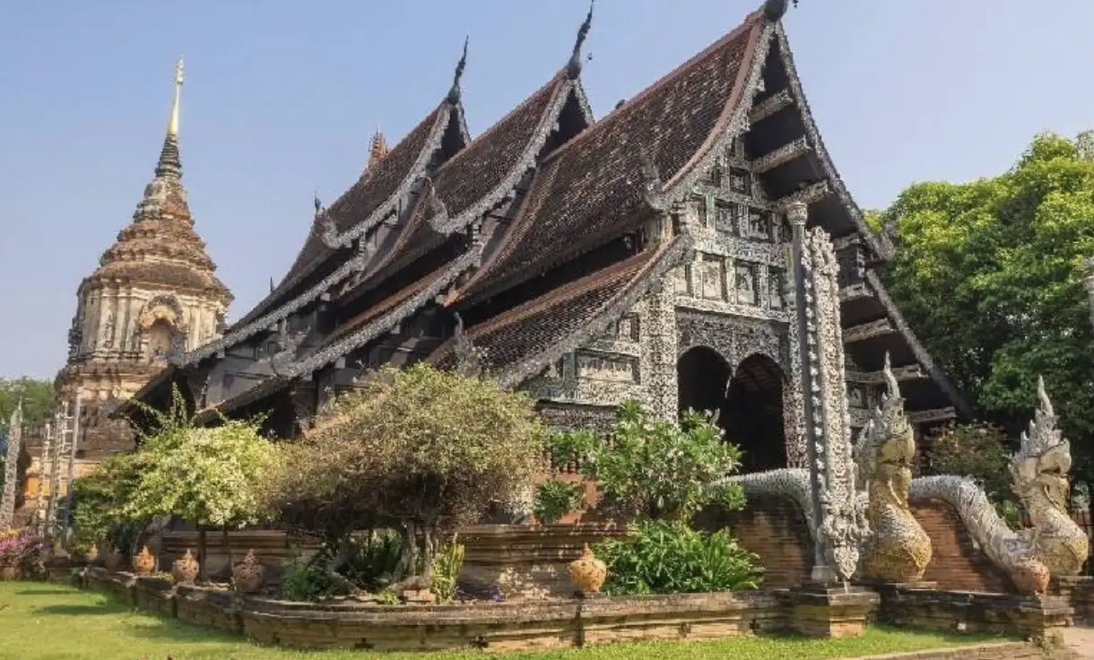 Doi Suthep-Pui National Park: A Chiang Mai Adventure Full of Wonder 2 Wat Phra That Doi Suthep - A Spiritual Gem
