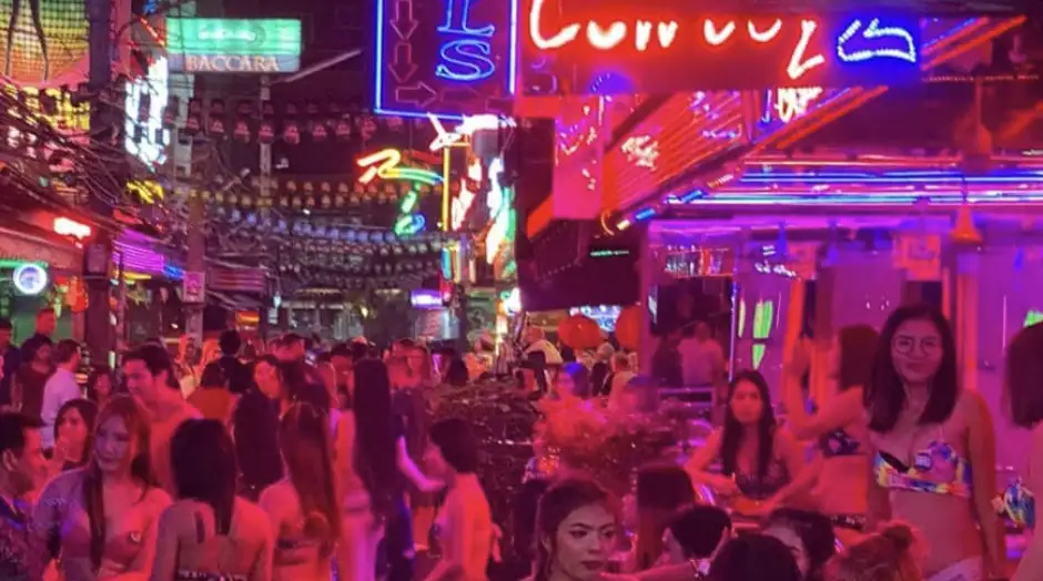 What Is a Ping Pong Show in Thailand? A Comprehensive Guide for 2025