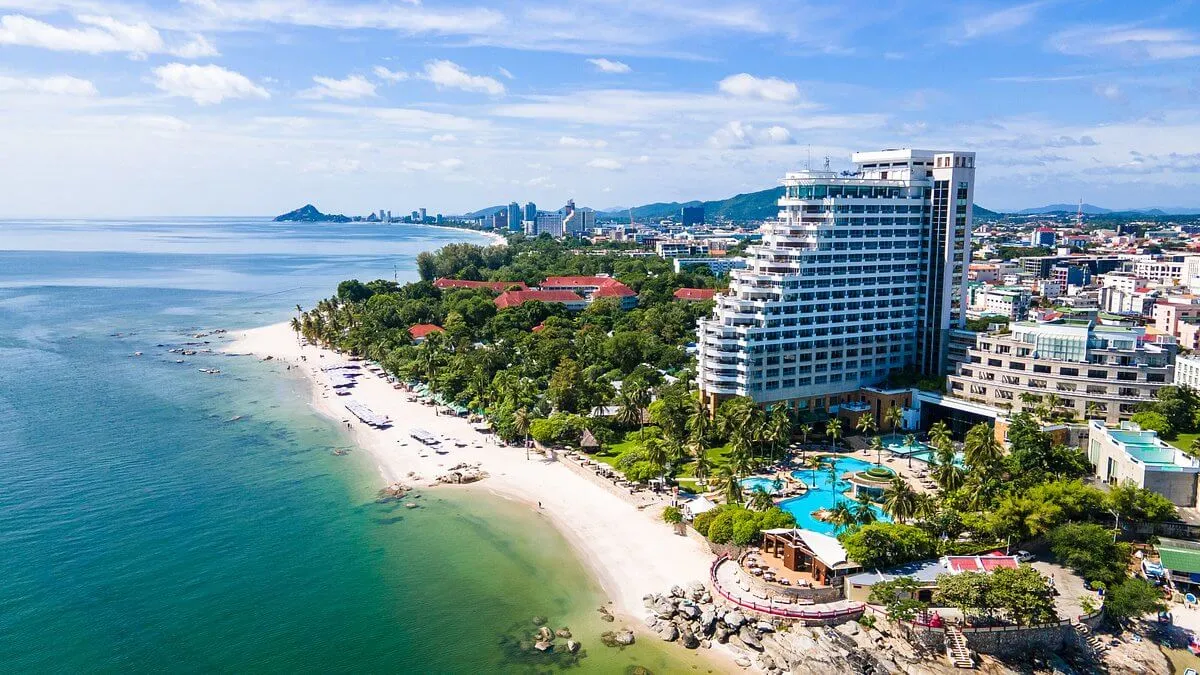 Hua Hin beach guide: Relaxation and fun