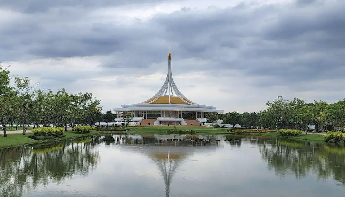 Discovering Serenity at Suan Luang Rama IX: Bangkok’s Hidden Paradise