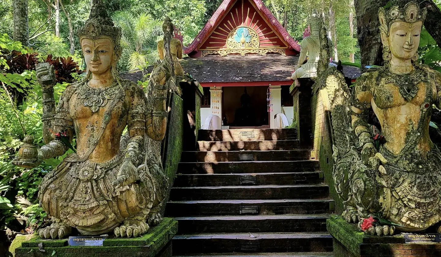 Wat Pha Lat