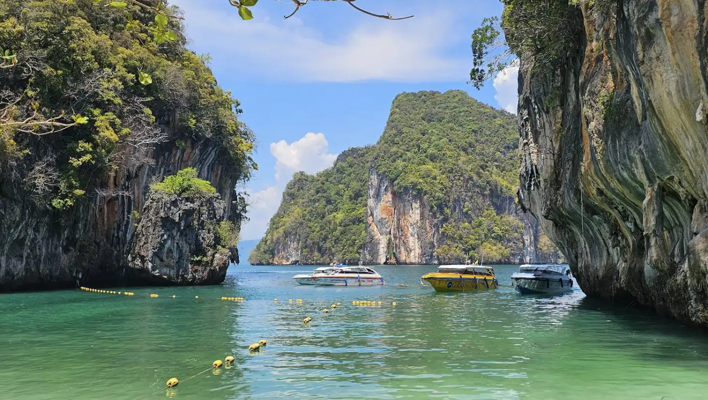 Lao Lading Island