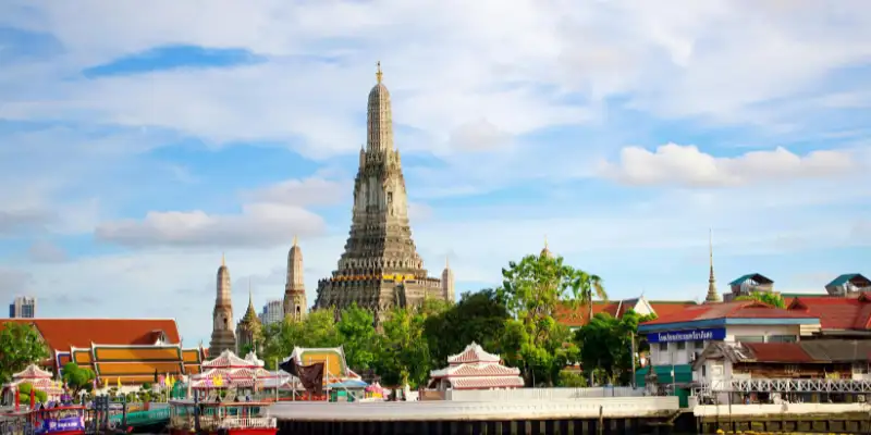 The Heart of Our Bangkok Travel Guide: What Makes the City So Captivating?