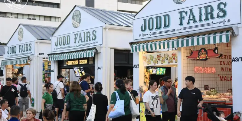 Jodd Fairs - Khu Chợ Đêm Hot Nhất Hiện Nay
