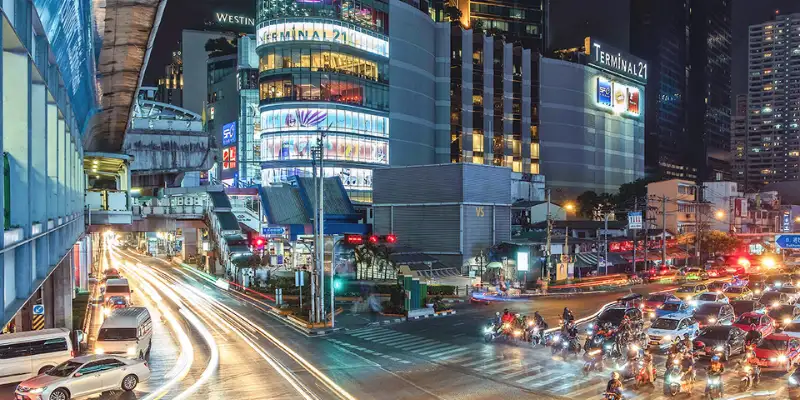 Lịch trình du lịch Bangkok 4N3D - Ngày 1: Khu Sukhumvit
